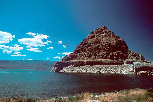 Pyramid Lake north of Reno